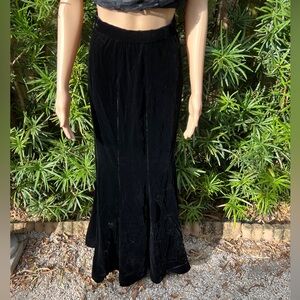 VINTAGE BLACK SILK VELVET MERMAID STYLE SKIRT